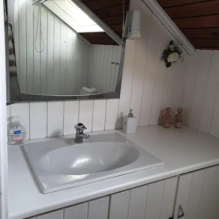 Cozy Three-bedroom In Sydals Holiday home Nedre Lysabild
